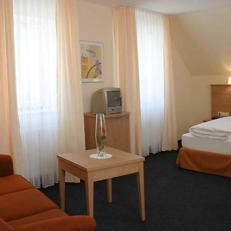 Hotel Gaestehaus Zum Lamm Lauda-Königshofen Zewnętrze zdjęcie